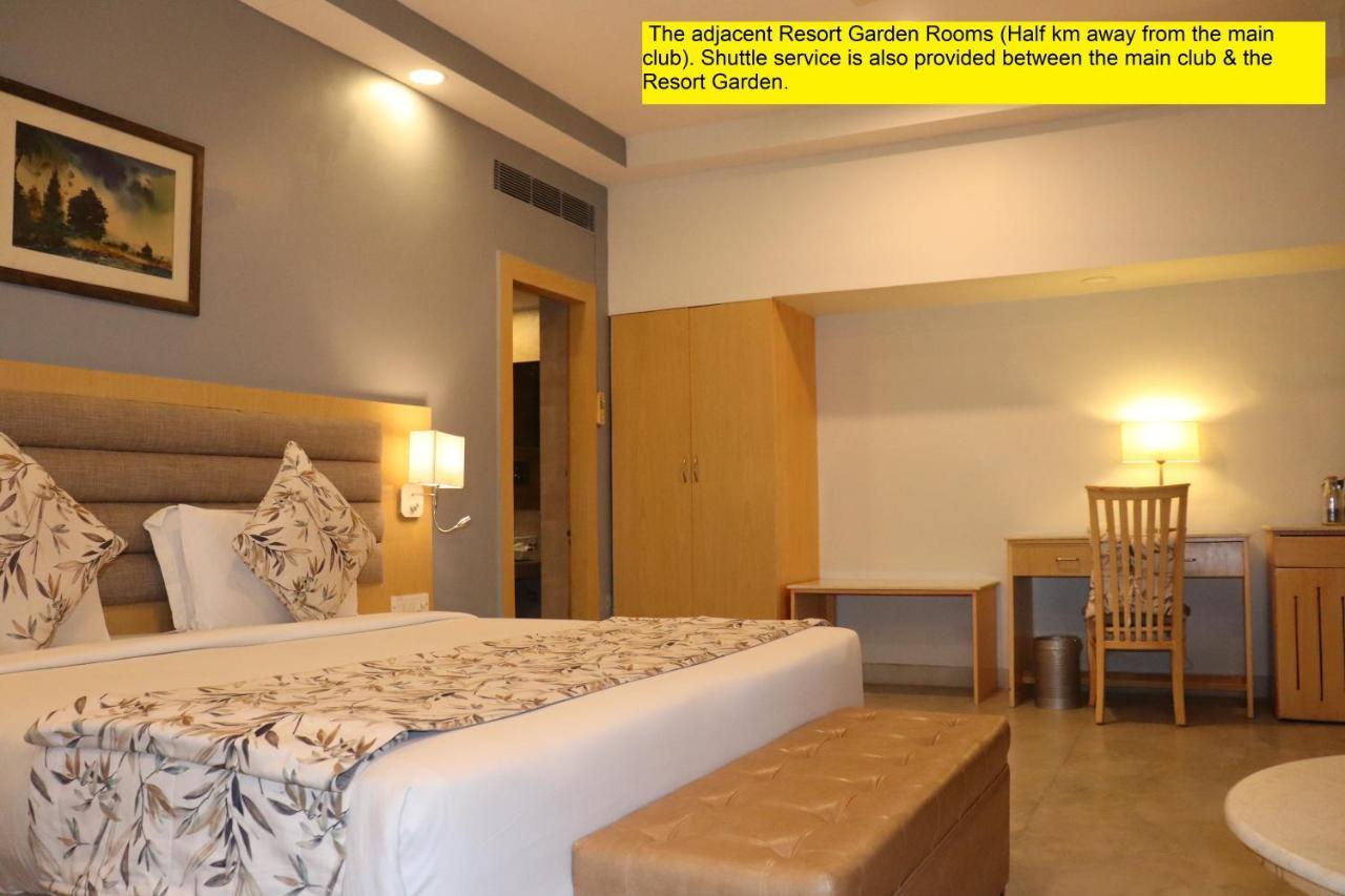Best Western Resort Country Club Gurgaon Esterno foto