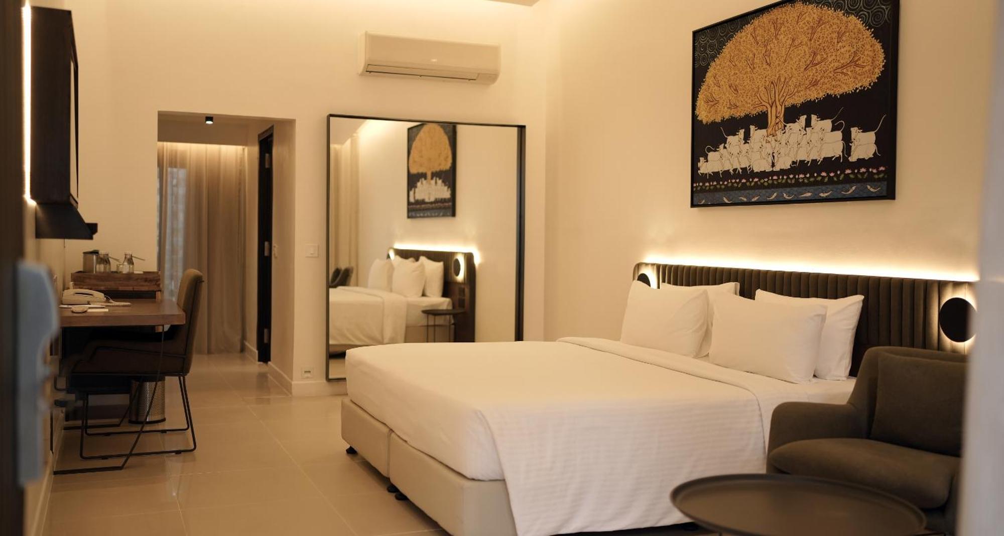 Best Western Resort Country Club Gurgaon Esterno foto