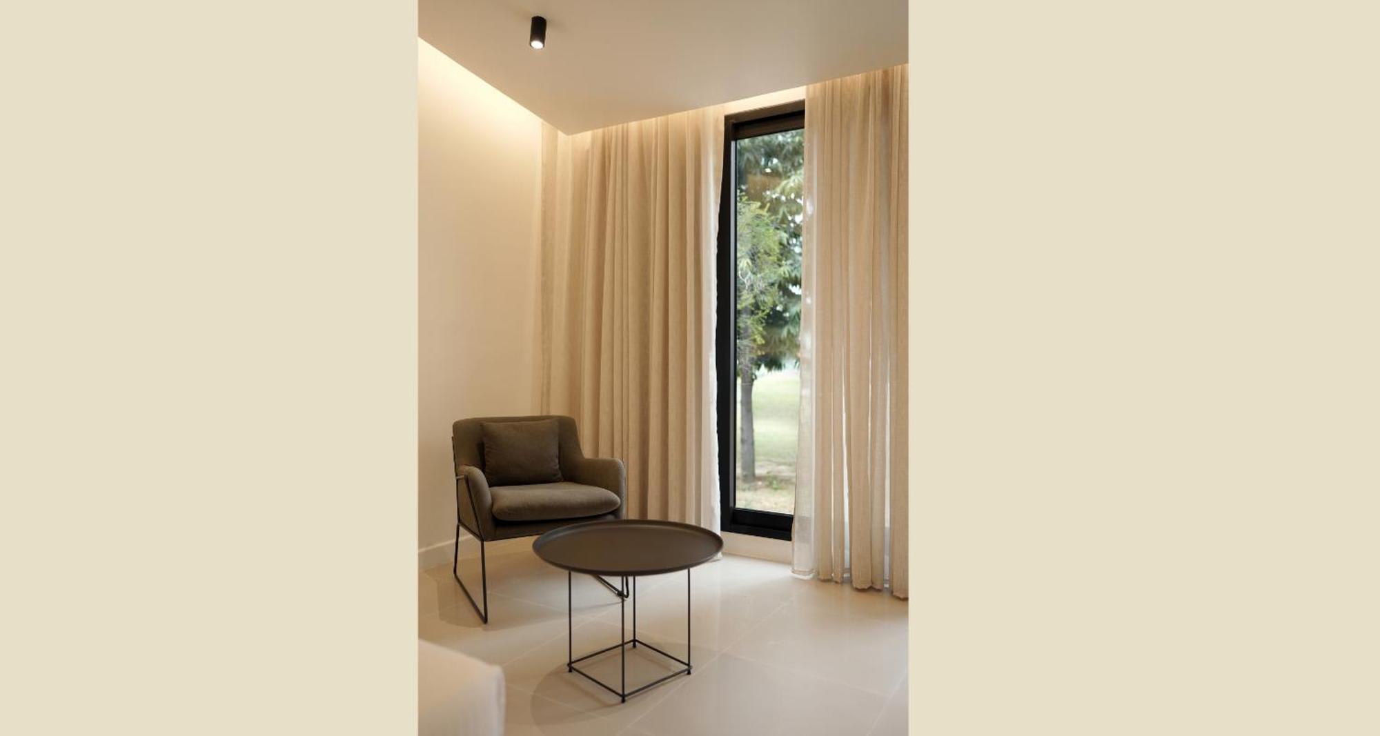 Best Western Resort Country Club Gurgaon Esterno foto